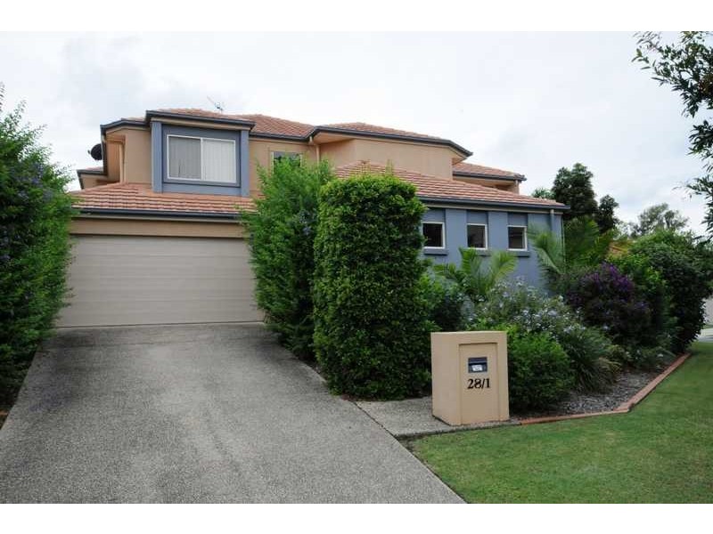 Unit 1/28 Riverwood Drive, Ashmore QLD 4214