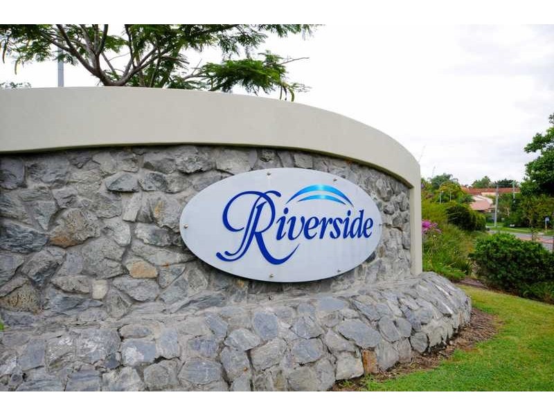 Unit 1/28 Riverwood Drive, Ashmore QLD 4214