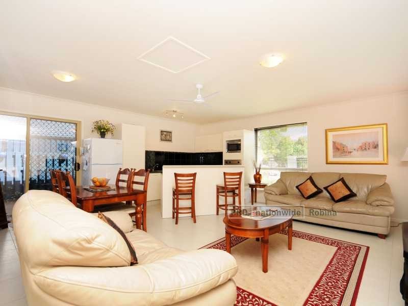 122 Swanton Drive, Mudgeeraba QLD 4213