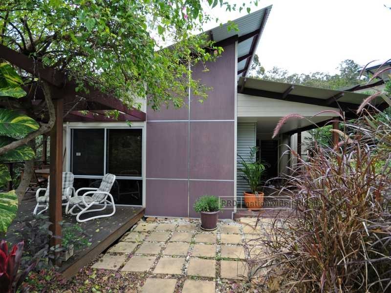 18 Observatory Drive, Reedy Creek QLD 4227