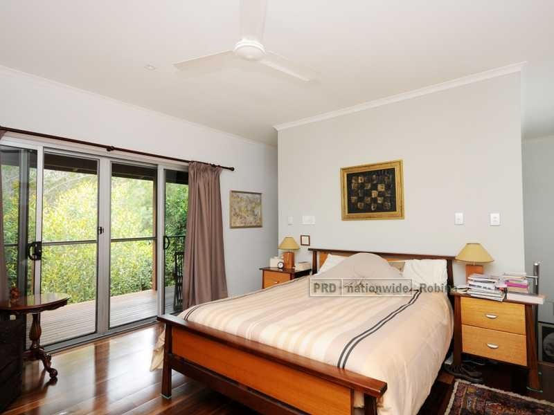 18 Observatory Drive, Reedy Creek QLD 4227