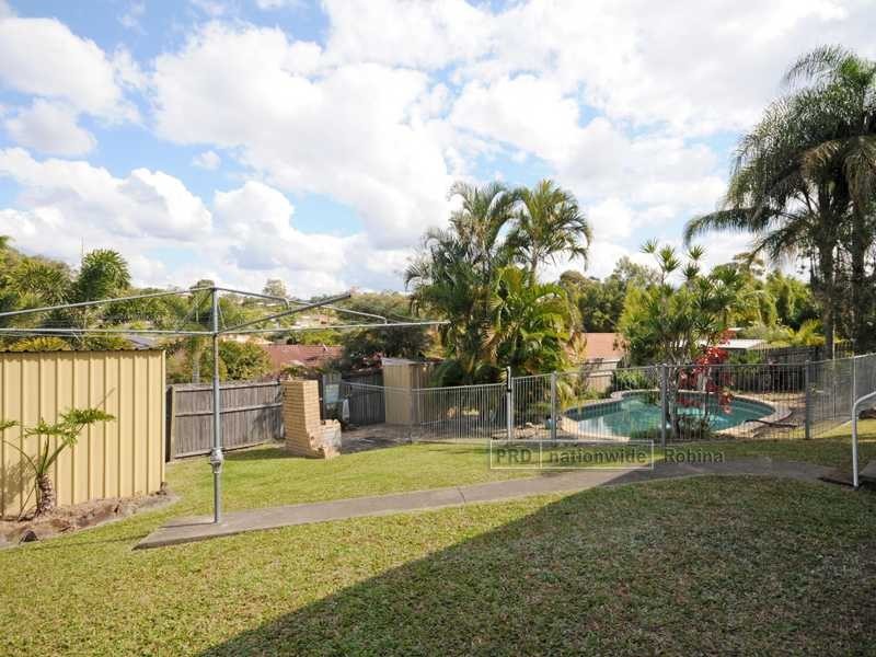 9 Aberdeen Court, Highland Park QLD 4211