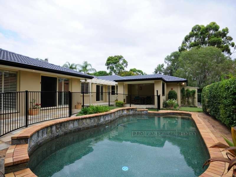 14 Merion Court, Robina QLD 4226