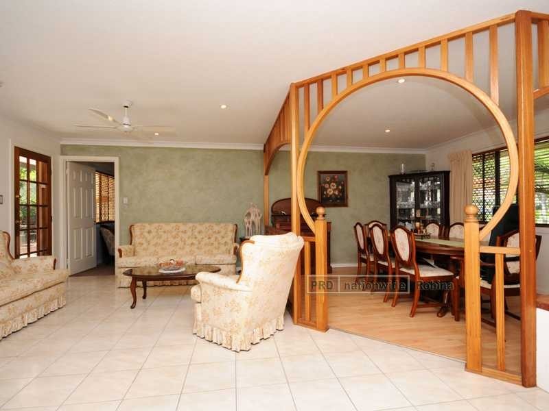 24 Gunsynd Drive, Mudgeeraba QLD 4213