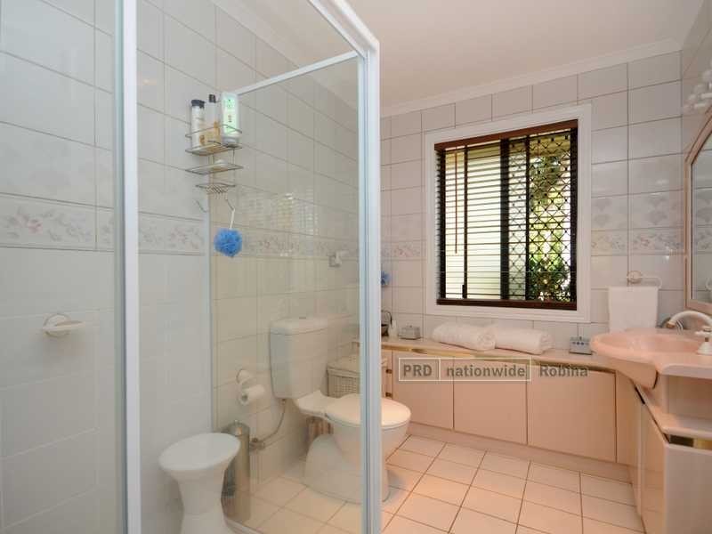 24 Gunsynd Drive, Mudgeeraba QLD 4213