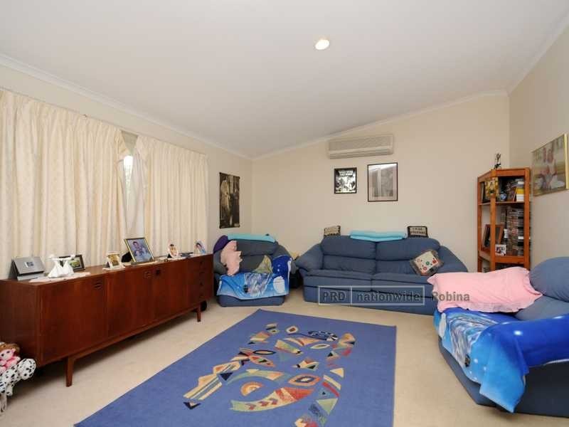 4 Kallista Close, Robina QLD 4226