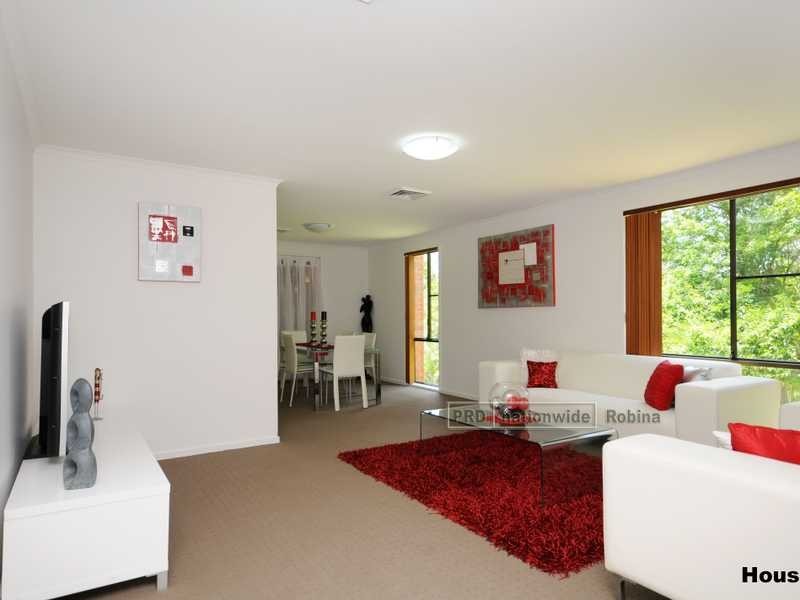 8 Gidya Rd, Mudgeeraba QLD 4213