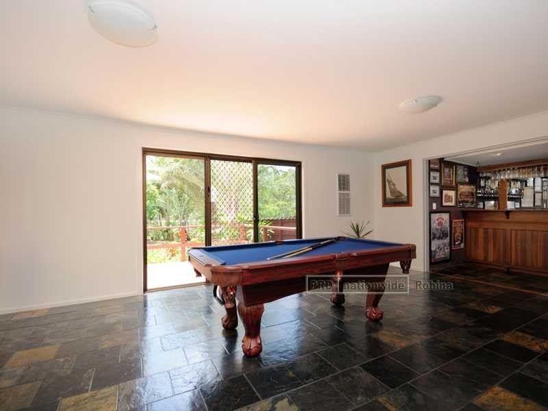 8 Gidya Rd, Mudgeeraba QLD 4213