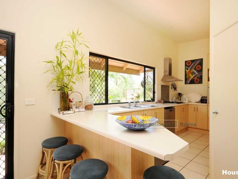 8 Gidya Rd, Mudgeeraba QLD 4213