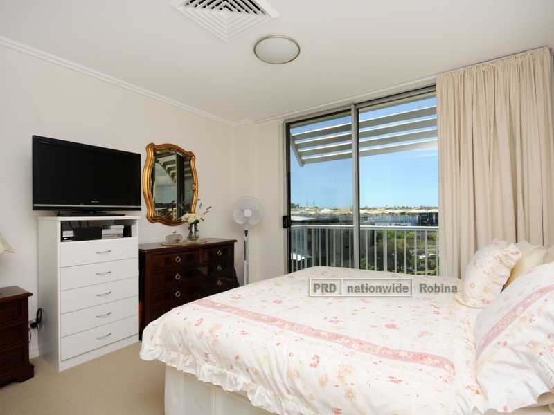 Unit 20/34 Riverwalk Avenue, Robina QLD 4226