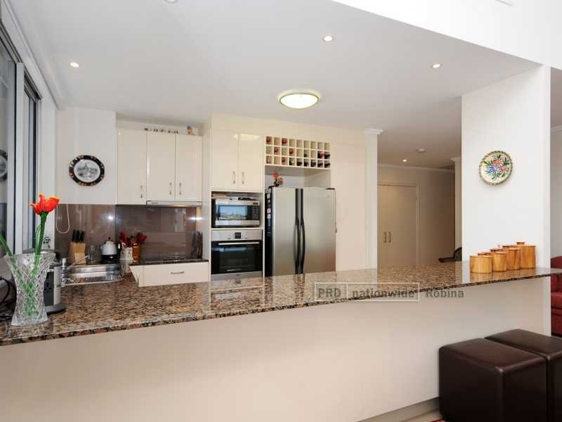 Unit 20/34 Riverwalk Avenue, Robina QLD 4226