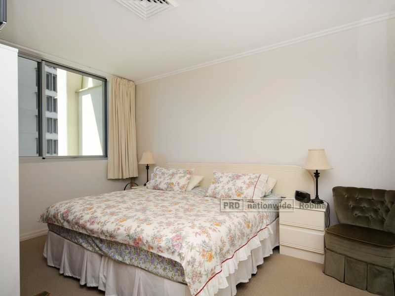 Unit 20/34 Riverwalk Avenue, Robina QLD 4226