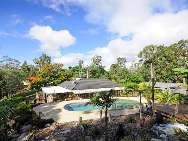 13 Warrambeen Place, Mudgeeraba QLD 4213