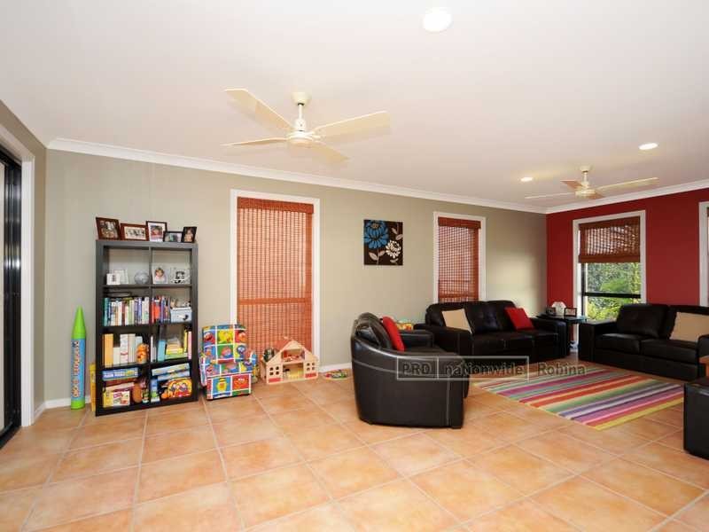 46 Peach Drive, Robina QLD 4226