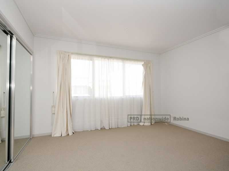 10 Lader Terrace, Varsity Lakes QLD 4227