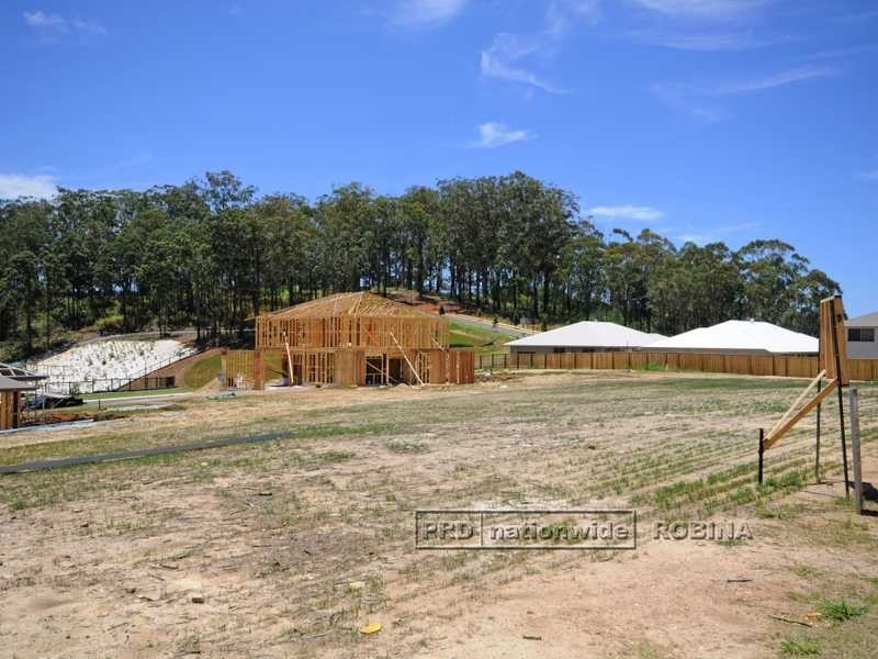 93 Observatory Drive, Reedy Creek QLD 4227