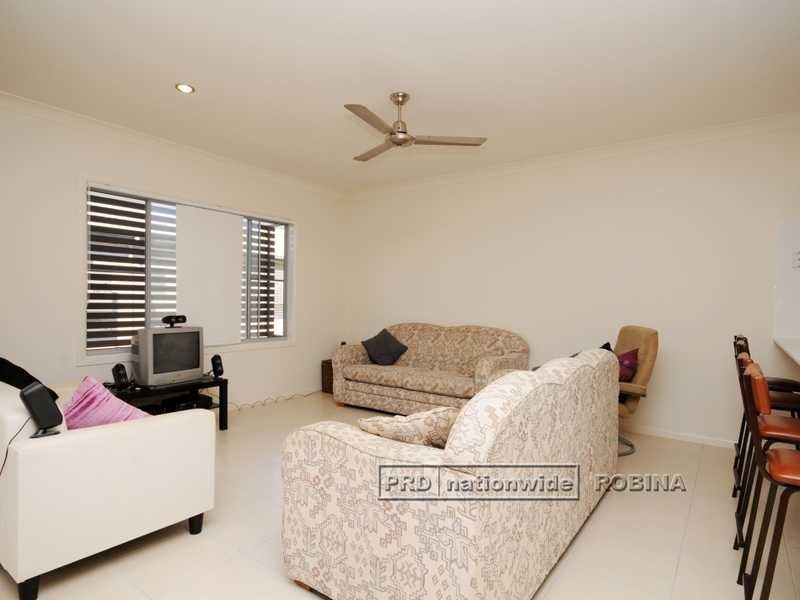 Unit 6/7 Castello Circuit, Varsity Lakes QLD 4227