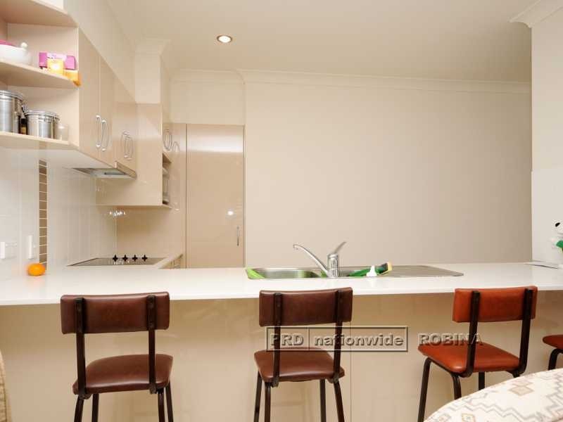 Unit 6/7 Castello Circuit, Varsity Lakes QLD 4227