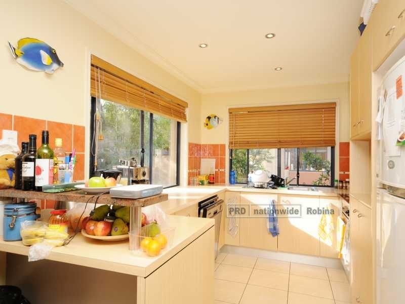 Unit 102/4 University Drive, Robina QLD 4226