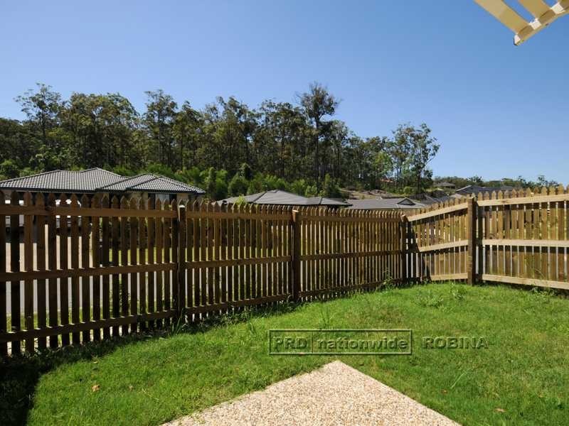 Unit 2/44 Pecan Drive, Upper Coomera QLD 4209