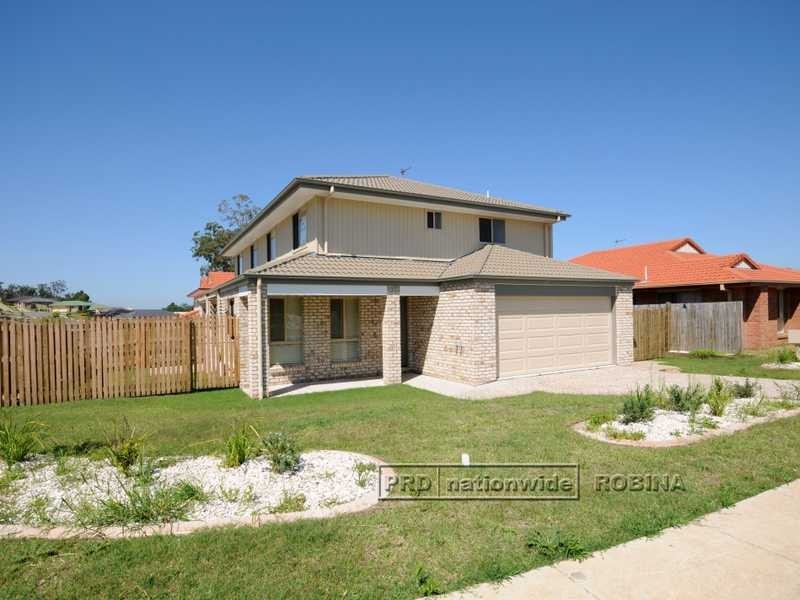 Unit 2/13 Mungana Drive, Upper Coomera QLD 4209