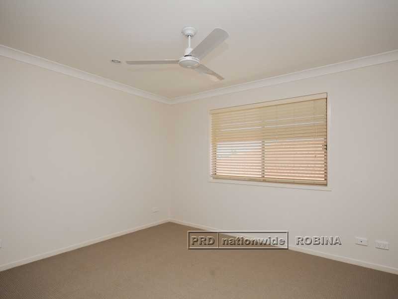 Unit 2/13 Mungana Drive, Upper Coomera QLD 4209