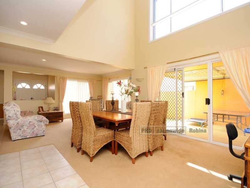 20 Massachusetts Court, Varsity Lakes QLD 4227