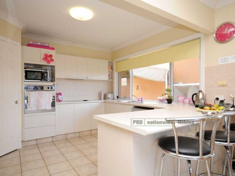 20 Massachusetts Court, Varsity Lakes QLD 4227