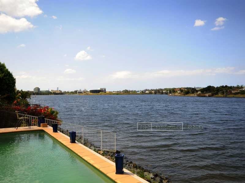 20 Massachusetts Court, Varsity Lakes QLD 4227