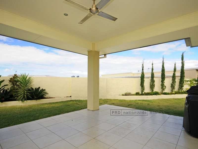 19 Heights Drive, Robina QLD 4226