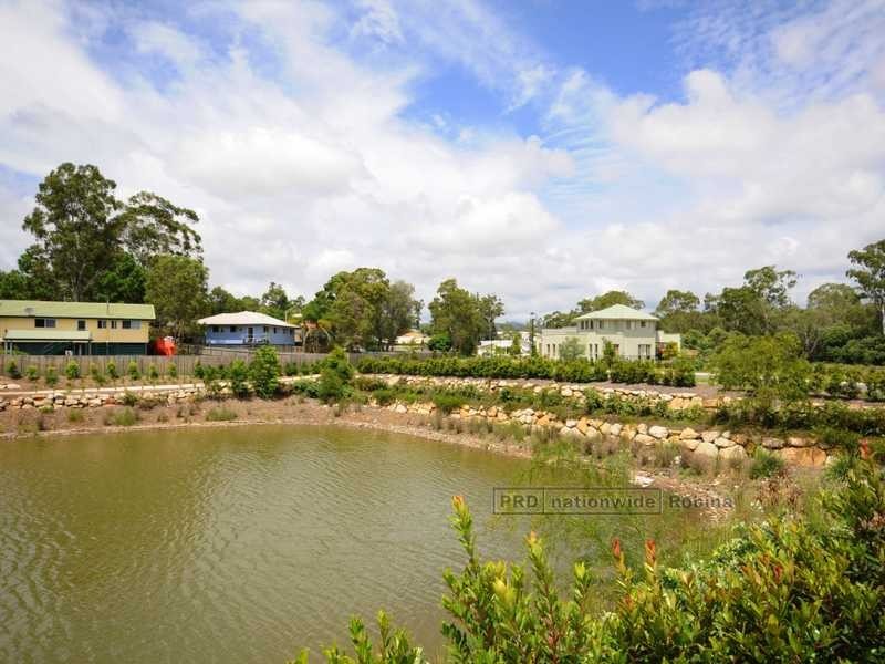 10 Marks Drive, Varsity Lakes QLD 4227