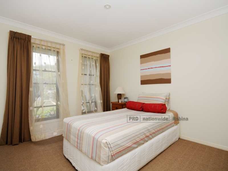 75 Clover Hill Drive, Mudgeeraba QLD 4213