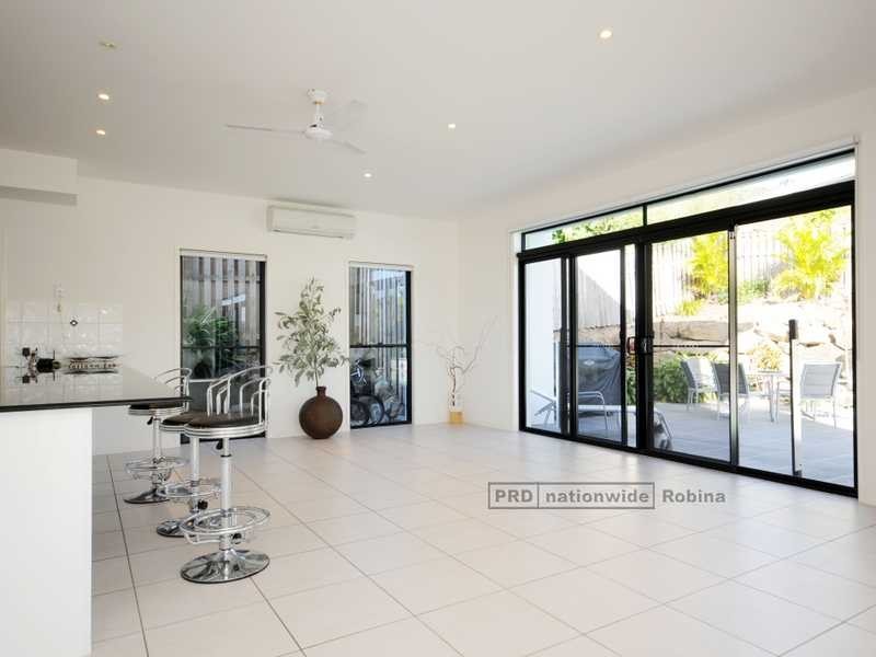 15 Hewson Court, Mudgeeraba QLD 4213