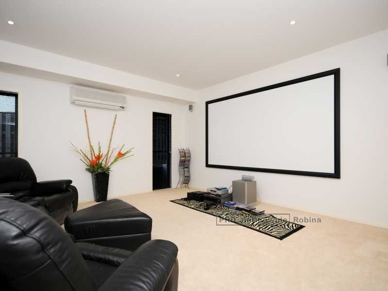 15 Hewson Court, Mudgeeraba QLD 4213