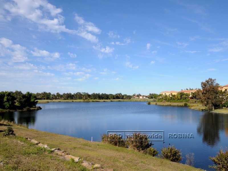 Lot 8/145 Palm Meadows Drive, Carrara QLD 4211