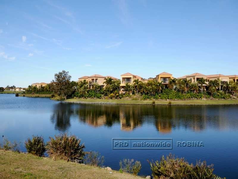 Lot 8/145 Palm Meadows Drive, Carrara QLD 4211