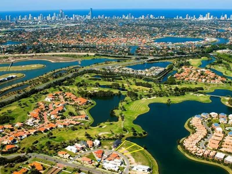Lot 8/145 Palm Meadows Drive, Carrara QLD 4211