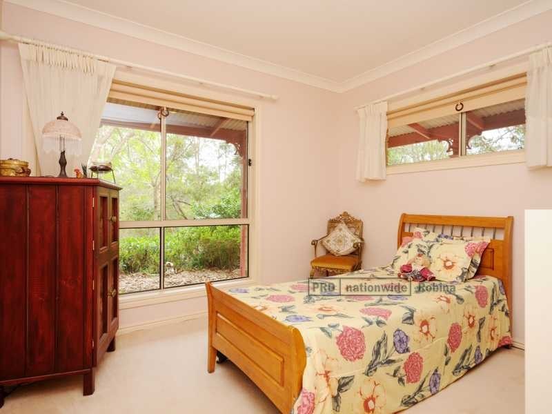 6 Hidden Valley Rd, Bonogin QLD 4213