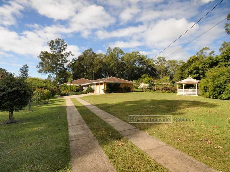 6 Woodvale Drive, Tallai QLD 4213