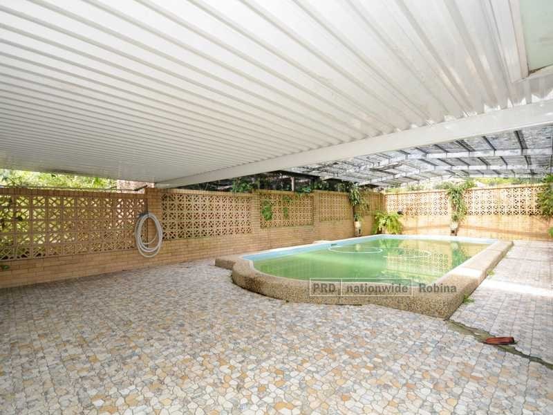 6 Woodvale Drive, Tallai QLD 4213