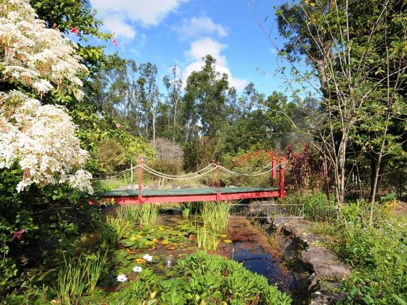 6 Woodvale Drive, Tallai QLD 4213