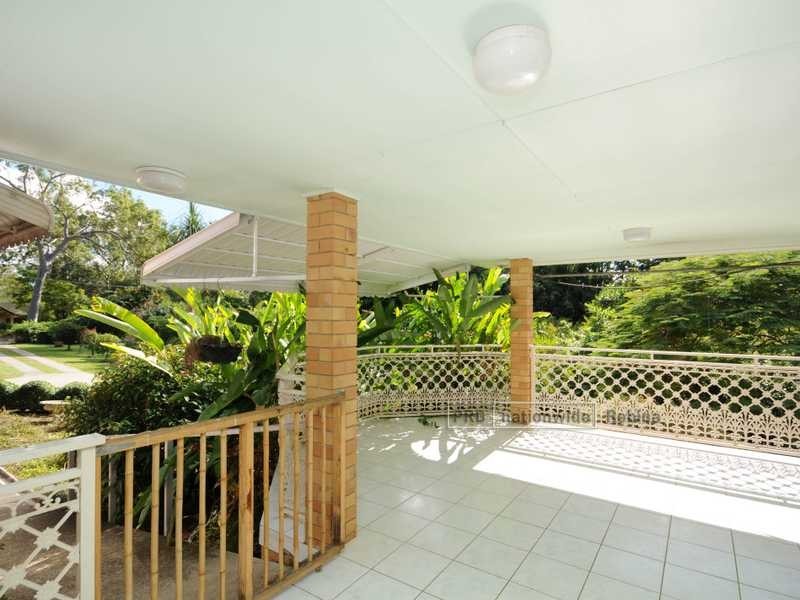 6 Woodvale Drive, Tallai QLD 4213