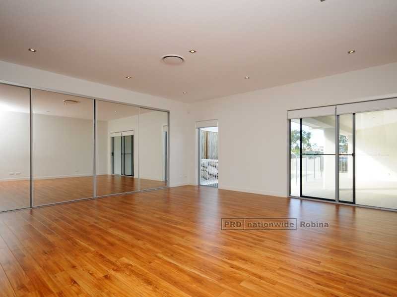 9 Skyburnett Street, Reedy Creek QLD 4227