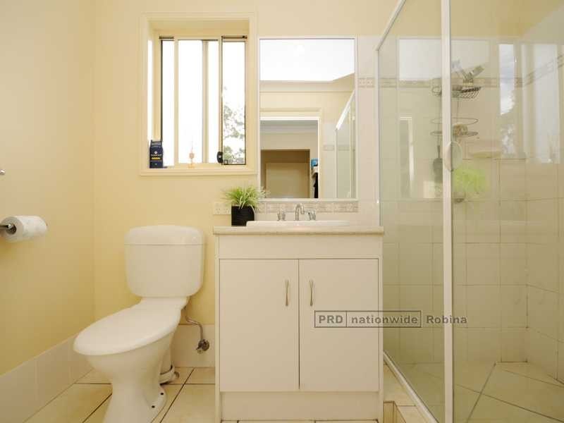 33 Bedroff Street, Upper Coomera QLD 4209