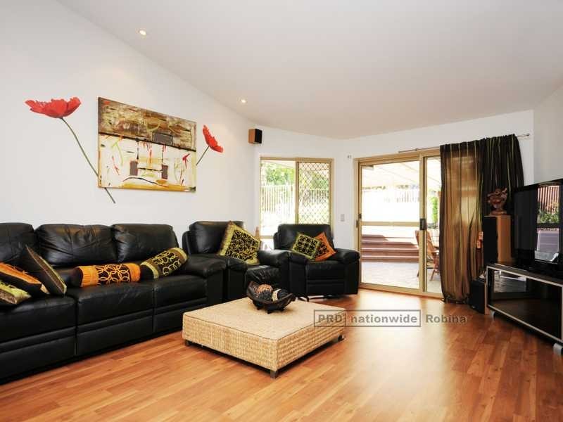 7 Waitara Place, Robina QLD 4226