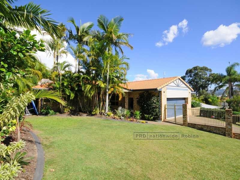 7 Waitara Place, Robina QLD 4226