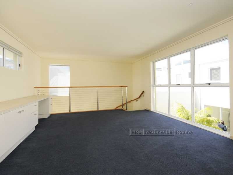 12 Lader Terrace, Varsity Lakes QLD 4227
