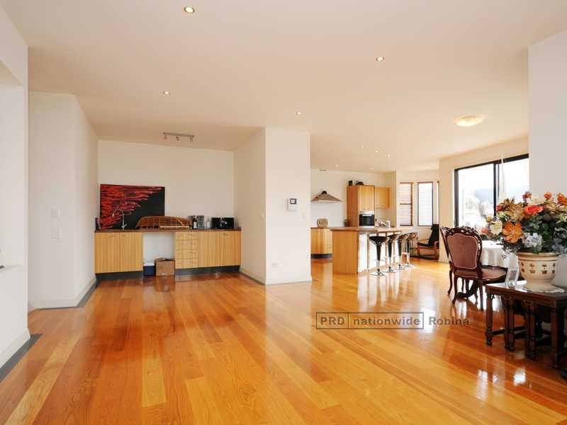 47 Azzurra Drive, Varsity Lakes QLD 4227