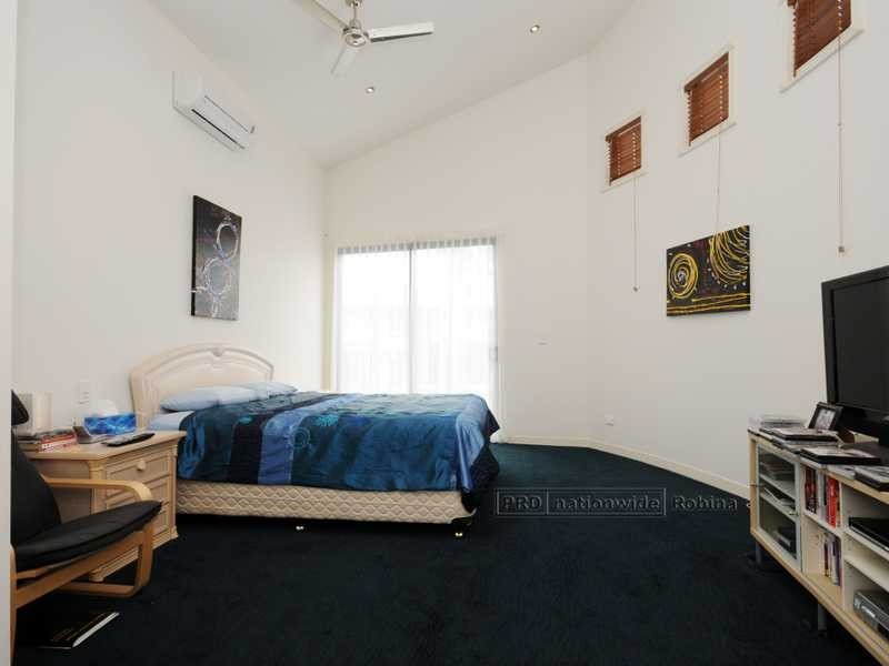 47 Azzurra Drive, Varsity Lakes QLD 4227