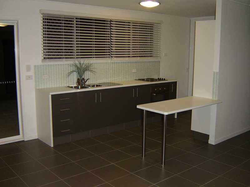 14 Naranga Avenue, Broadbeach Waters QLD 4218